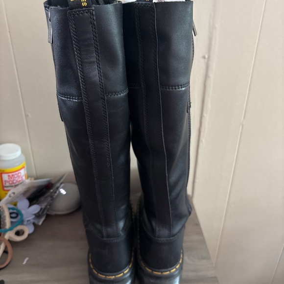 Dr. Martins/Doc Martins Audrick Platform Boots. - Picture 5 of 5